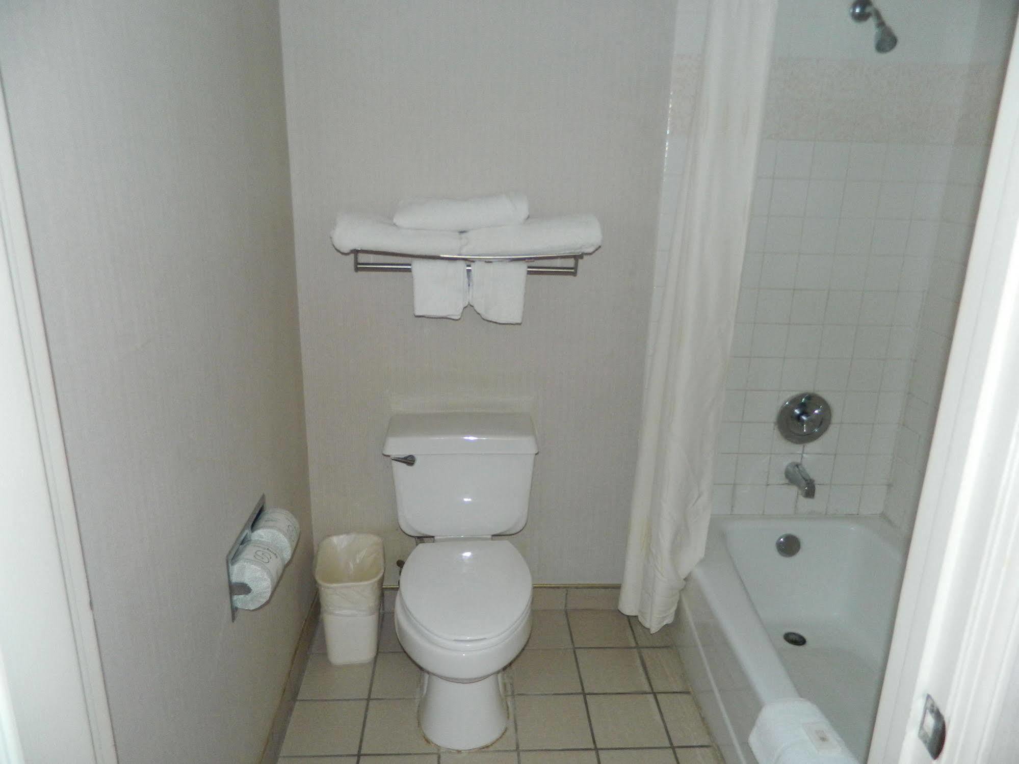 Capital Suites Blythe Luaran gambar