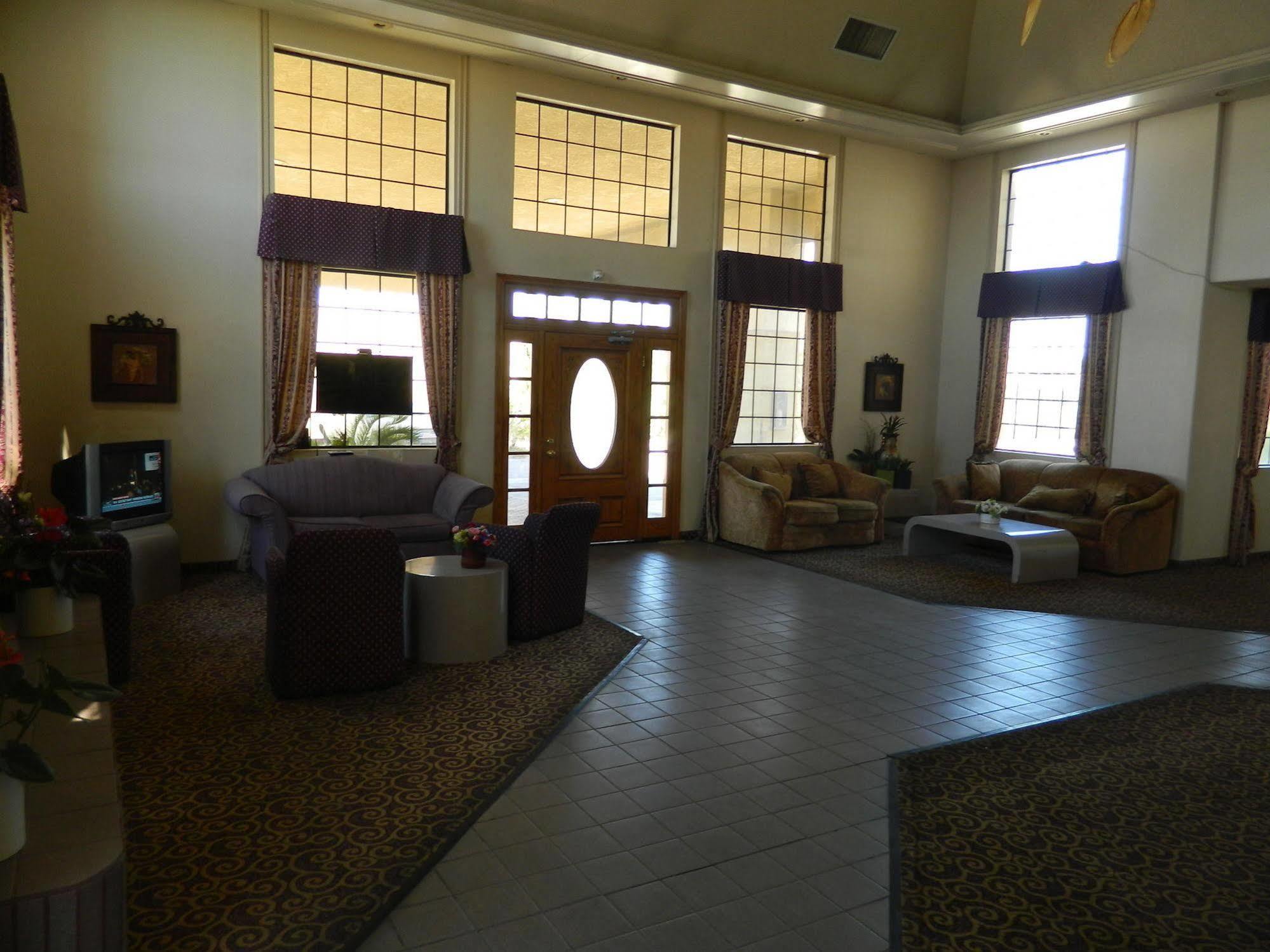 Capital Suites Blythe Luaran gambar