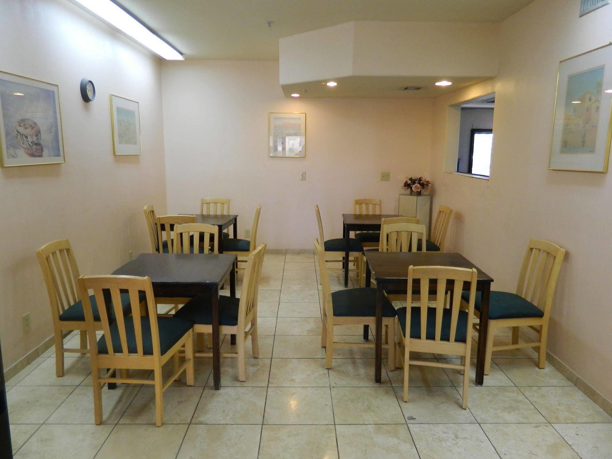 Capital Suites Blythe Luaran gambar