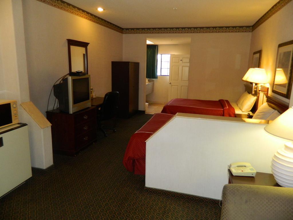 Capital Suites Blythe Luaran gambar